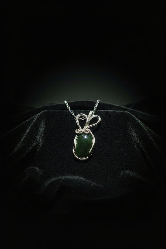 Beautiful Jade necklace pendant, wrapped in sterling silver